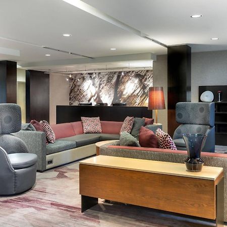 คอร์ตยาร์ด เดนตั้น Hotel เดนตัน ภายนอก รูปภาพ